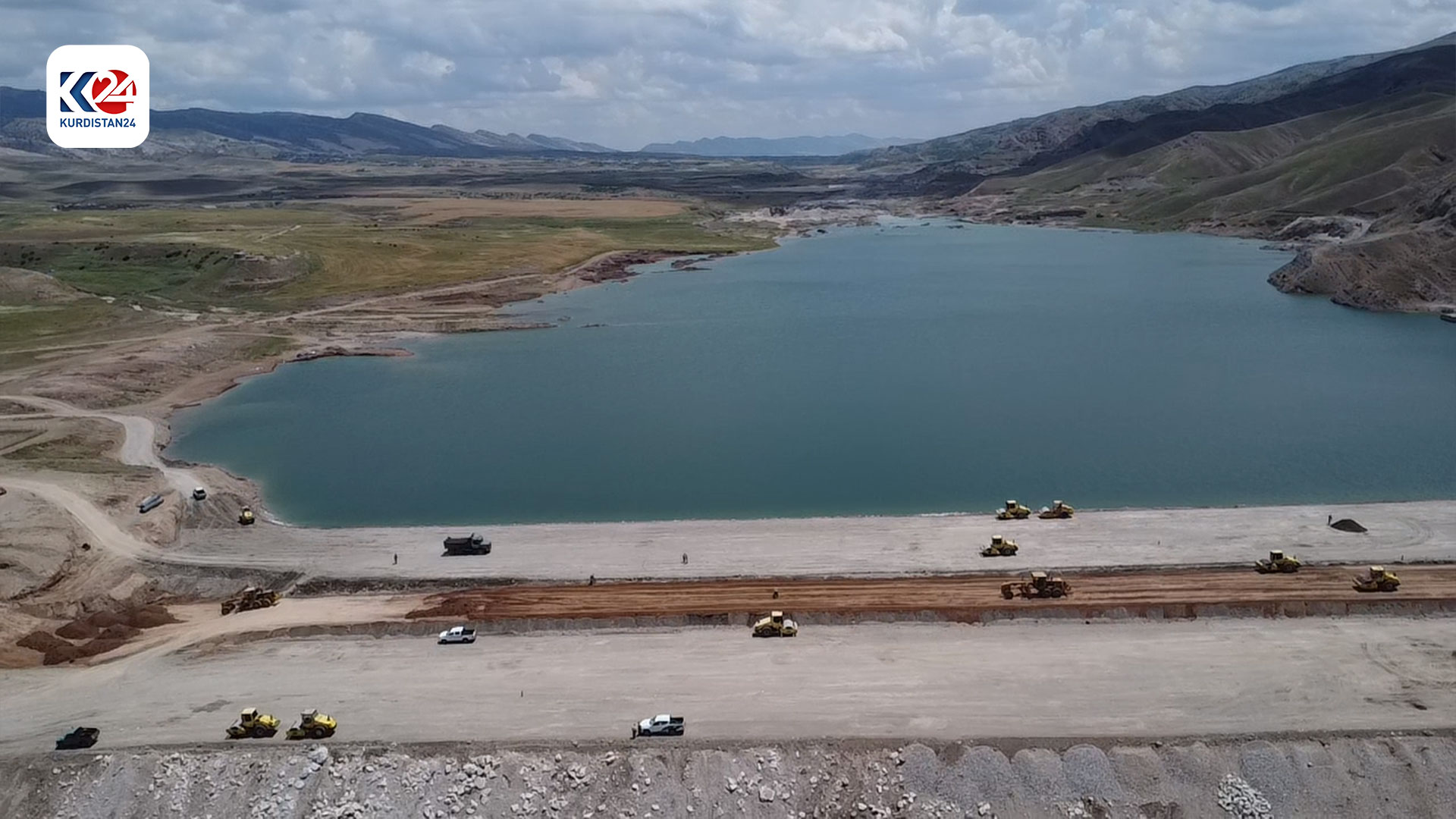 کارکردن لە بەنداوی بەستۆرە بەردەوامە (وێنە: ئیسلام هیرۆ - کوردستان24)